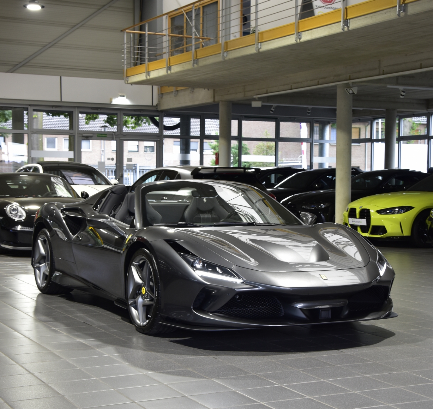 Ferrari in Ausstellung